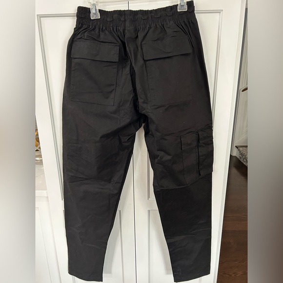 WELL KNOWN NWT THE ASTOR PLACE CARGO PANT - BLACK - Picture 5 of 9
